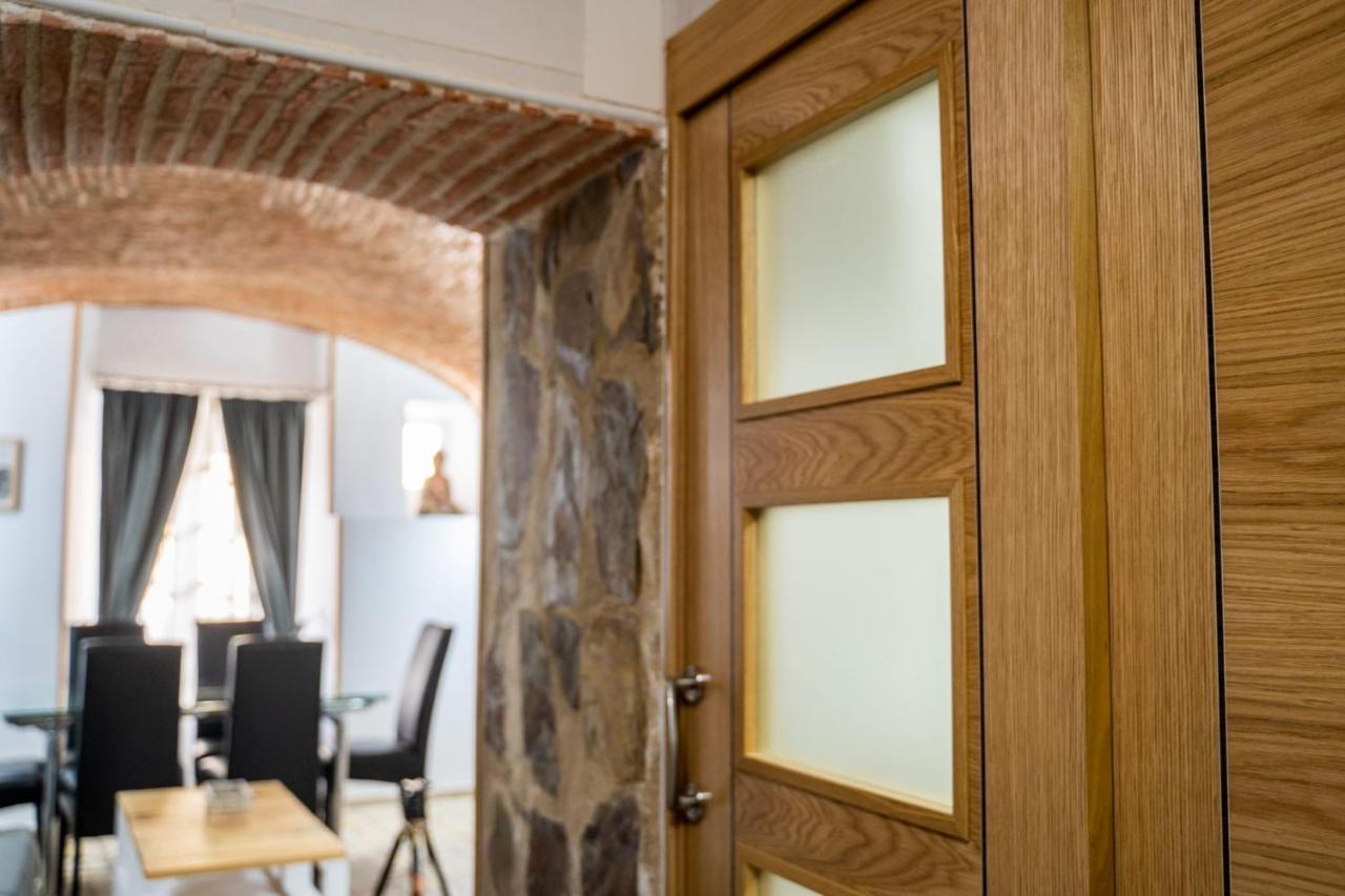 Art & Suite Apartment Caces Dış mekan fotoğraf